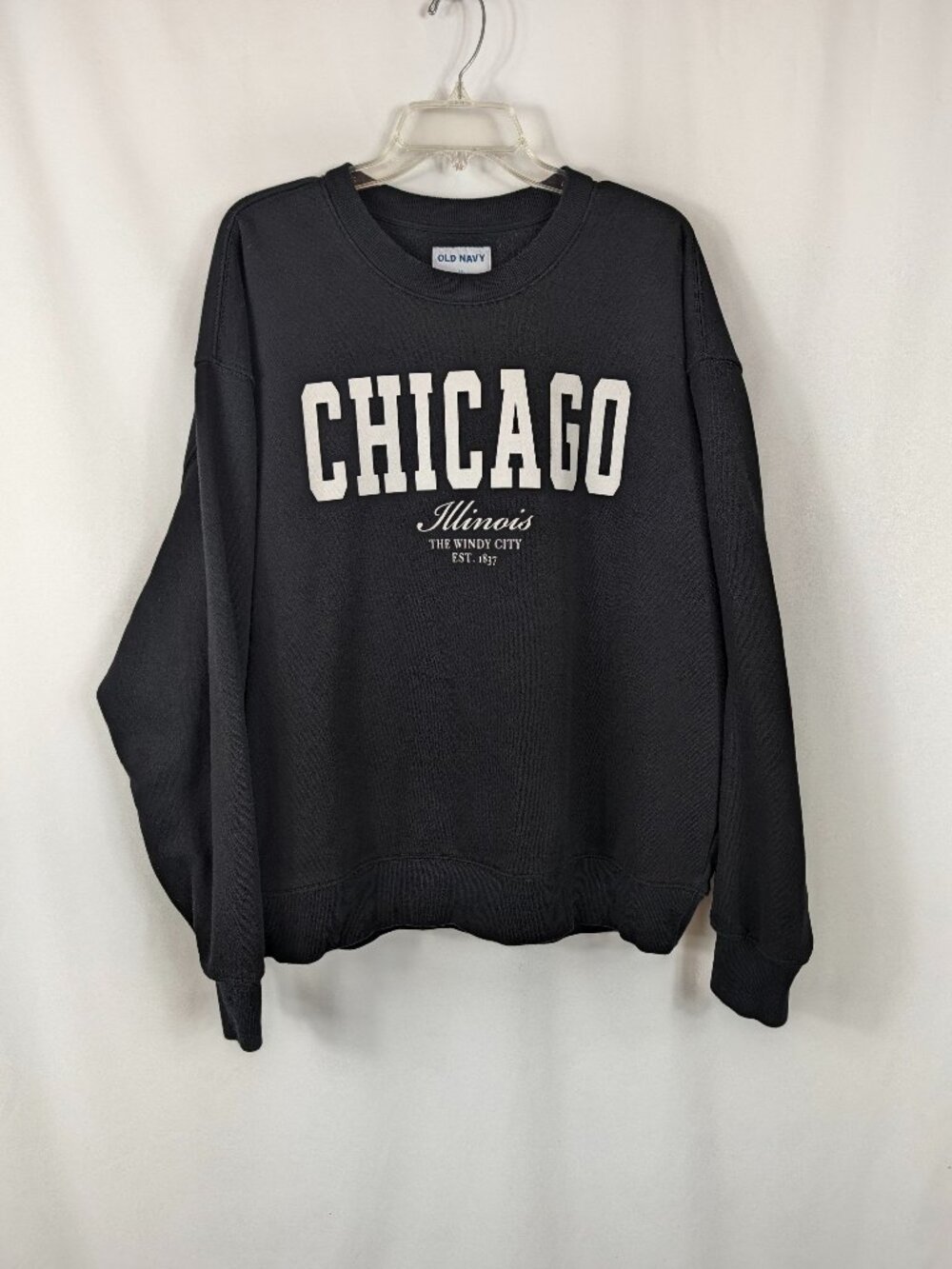 Old Navy Chicago Graphic Sweatshirt Crew Neck Black White Windy City Mens Sz XXL